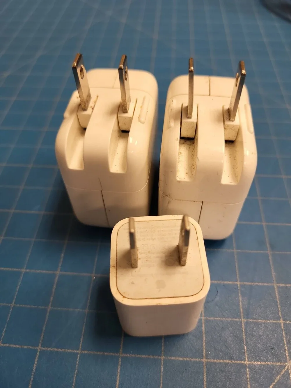 Lot 3 Apple USB Power Adapters 5W 10W 12W Charger iPhone iPad iPod
